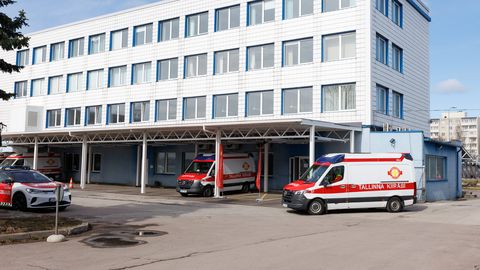 GALERII ⟩ Tallinn avas Lasnamäel Eesti suurima kiirabi tugikeskuse