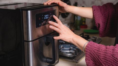 Salakaval vaenlane köögis: populaarne seade võib tervist kahjustada ühe levinud vea tõttu