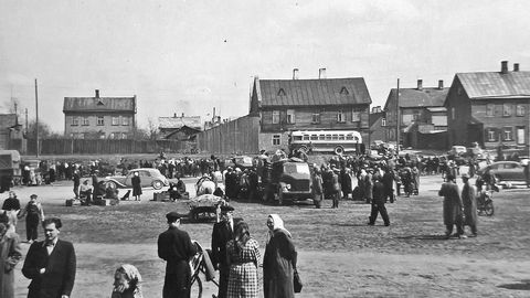 TARTU TULEMINE ⟩ Peetrituru platsil käis lärmakas kauplemine