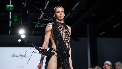 GALERIID ⟩ Tallinna moenädala esimene päev tõestas, et mood on midagi enamat kui riided!