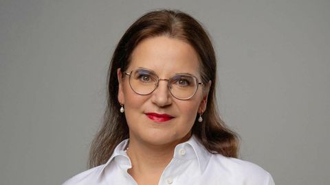 VÕIMUKRIIS NARVAS ⟩ Liisa Pakosta: seaduse järgi on Narva linnapea edasi Katri Raik