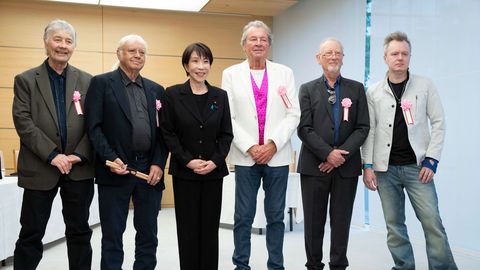 «Te olete mu jumal»: rokifännist Jaapani peaminister võõrustas Deep Purple’i liikmeid