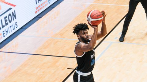 AJAKAVA JA TULEMUSED ⟩ Korvpalli Eesti meistrivõistluste poolfinaalid: kes, kus ja kellega?