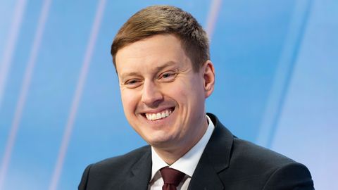 KOMMENTAAR ⟩ Minister võitleb seadusega, mida pole olemas