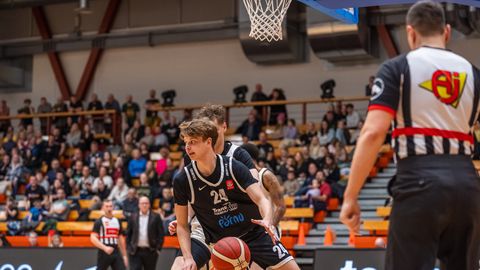 Esimeses veerandfinaalis Pärnu vastu poolaja võitnud Viimsi andis edu käest