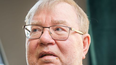 Mart Laar kirjutab: kümme Eesti ajaloo sügavusi valgustavat sähvatust