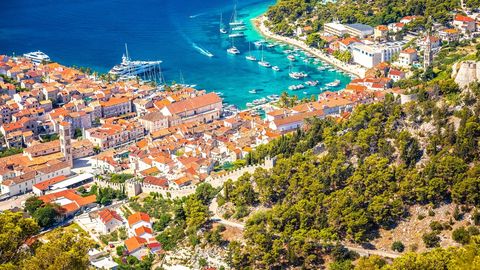 UNUSTA SANTORINI! ⟩ Avastamata Vahemere sihtkohad, kus on vähem rahvast ja rohkem ilu