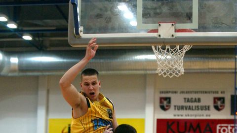 MUST MAAGIA ⟩ Kas Kastani Arena korvid on ära nõiutud? Korvpallurid selgitavad, miks seal palju punkte visatakse