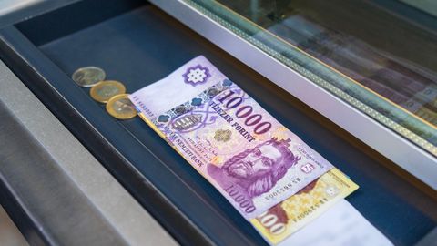 Ungari turgudel käib meeletu ralli