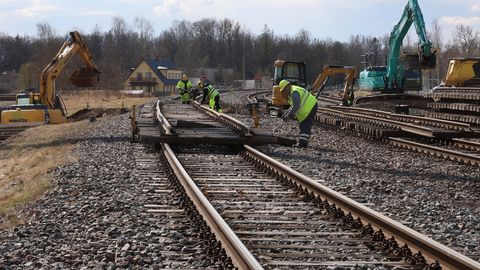 Väikse kaare tunnel tõotab valmida sügisel