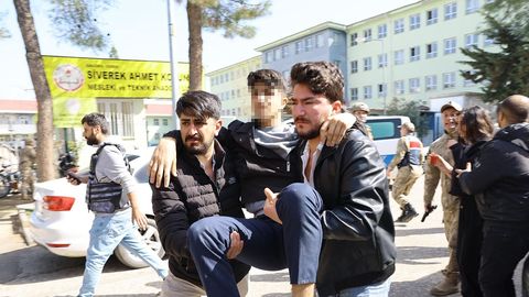 VIDEO ⟩ Paanika Türgi koolis: endine õpilane avas tule, haavata sai 16 inimest