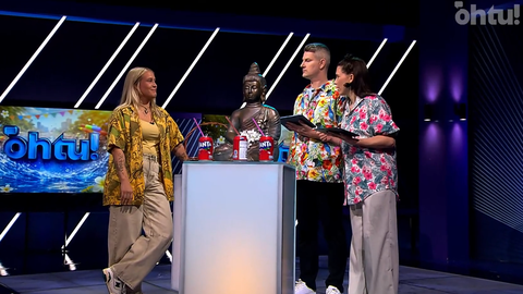 VIDEO ⟩ Eestlanna maailma suurima veesõja keskel: «Võõras tuleb lihtsalt tänaval juurde ja kallab sind külma veega üle»