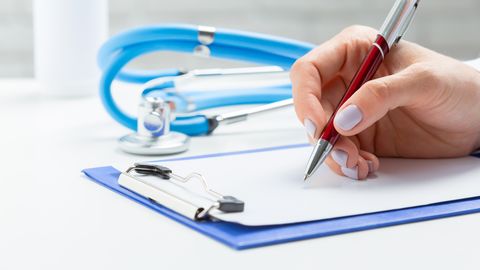 Uus eelnõu: kas arstid saavad õiguse endale ise retsepte kirjutada?