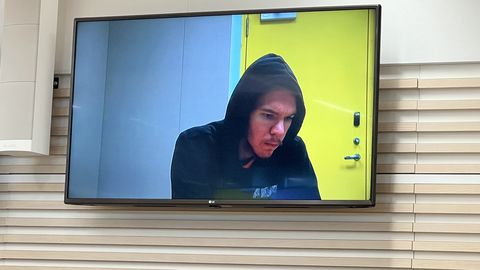 Lasnamäe korteris enda ema tapnud 23-aastane noormees: rääkisin talle oma tunnetest, ütlesin, et ta ei anna mulle mingit valikut