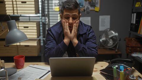 «Ma pole kindel, kas see üldse on surnukeha, aga noor naine on eile õhtust saati kadunud...»