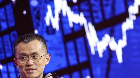 Vangist vabanenud värvika eluga krüptomiljardär rääkis raamatus suu puhtaks