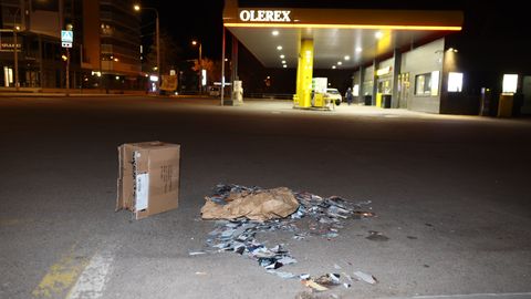 FOTOD ⟩ Demineerijad kontrollisid tanklas kahtlast pakki