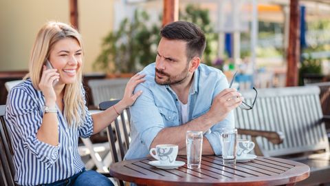 NAISED, KÕRVAD KIKKI! ⟩ Eesti mehed teevad selgeks, mis neile esimesel kohtingul tegelikult korda läheb