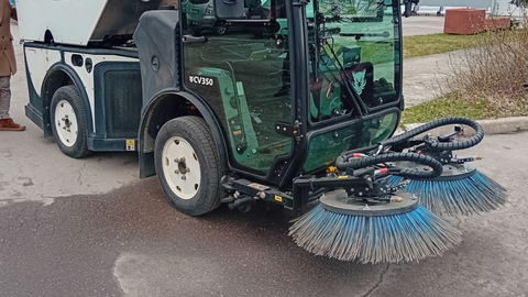 Tallinna tänavate kevadkoristustööd lõpevad plaanitust varem