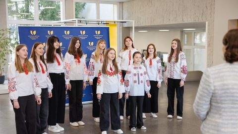 POSTIMEES VILNIUSES ⟩ Ukraina Keskuses aidatakse pommide eest hirmutavasse vaikusesse põgenenud lapsi