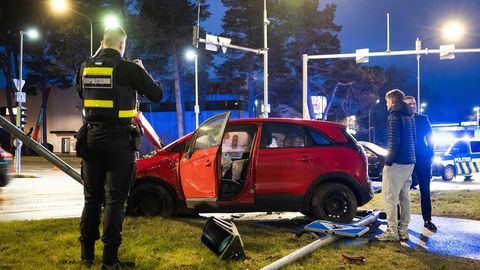 Abikaasaga autoõnnetusest eluga pääsenud Delfi ajakirjanik: meile otsa sõitnud noored karjusid roppusi ja lubasid peksa anda