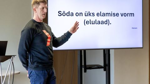 Kindral Herem vestlusõhtul: Korteriühistul ei kulu 1000 eurotki, et teha keldrist varjumiskoht