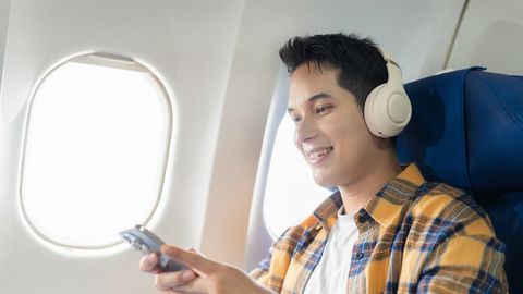 Pikal lennul olnud reisija: ma ei suuda uskuda, millega kaasreisija end terve aja lõbustas