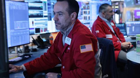 Nafta hind kukkus kolinal, Iraan lubas vaherahu ajaks avada täielikult Hormuzi väina