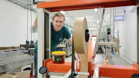 Aasta põllumees kasvas tumemesilaste kiuste uuendajaks