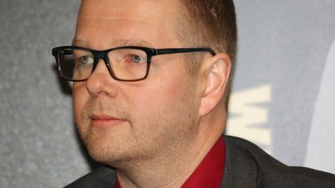 Eesti keeles ilmus Soome populaarseima krimisarja esimene raamat