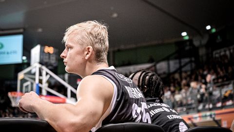 Miks langes Eesti korvpallikoondise põhitegija klubis pingisügavusse?