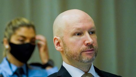 Aftenposten: Norra terrorist Breivik taotleb taas tingimisi vabastamist