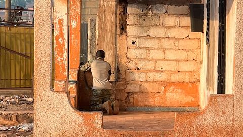 Tuvastamata terroristid ründasid Malis korraga mitut sõjaväebaasi