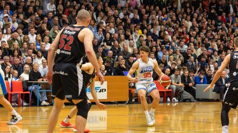 GALERII JA VIDEO ⟩ Esiliiga kuningas: Aniste otsustas taas asja ära