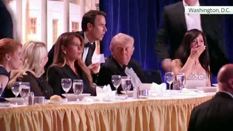 VIDEO ⟩ «Salatimees» Valge Maja kaoses: kui tulistamispaanika tekkis ja Trump evakueeriti, nautis tema rahulikult toitu