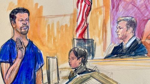 Kuni eluaegne vangistus: kohtu ette astunud tulistajat süüdistatakse Trumpi tapmiskatses