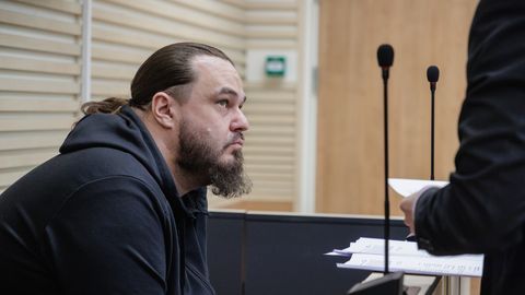 VIDEO KOHTUST ⟩ Kurjategija sundis orjastatud noori töötama toidukullerina, üht ähvardati Türisalu pangalt alla visata