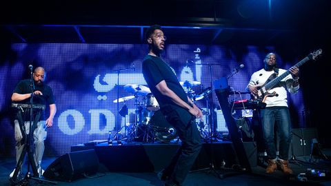 JAZZKAAR ⟩ Oddisee naasmine: minimalistlik džässiräpp ja vägev värk Von Krahli laval