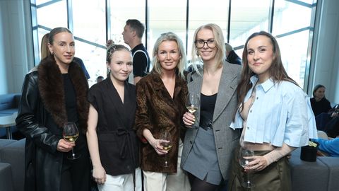 FOTOD ⟩ Vaata, kes tulid filmi «Saatan kannab Pradat 2» eksklusiivsele esilinastusele