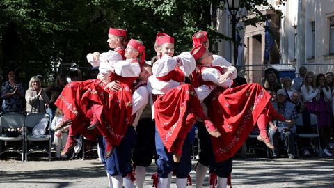 Maaülikooli rahvatantsuansambel tähistab juubelit avaliku eelkontserdiga ERMis