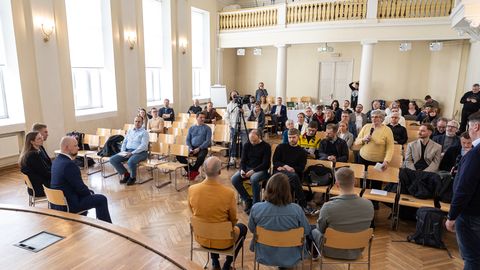 GALERII ⟩ Pelguranna trammiliini vastased said ennast välja elada