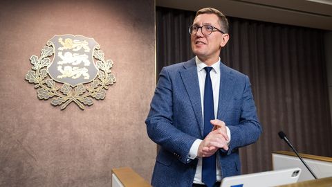 TABELID ⟩ Vaata, kui palju teenisid möödunud aastal ministrid ja nende nõunikud