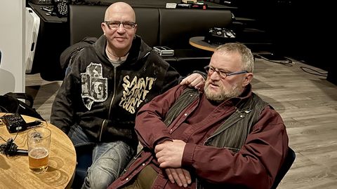 ELU25 ⟩ Juku-Kalle Raid: Sinku-vinku 40 ehk mis juhtus, kui Hardi nägi Volmerit ja seda suhet analüüsima hakkas