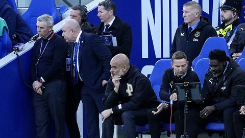 Manchester City varises kokku ja ulatas meistritiitli kandikul Arsenalile