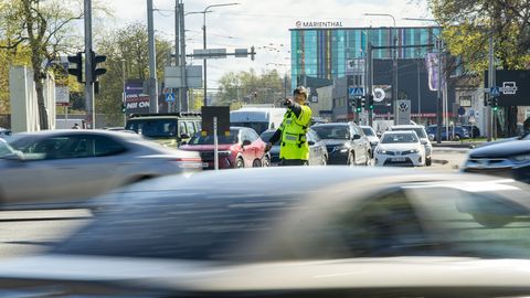 GRAAFIKUD Parem töökindlus: eestlased on salaja teist tüüpi autole üle läinud