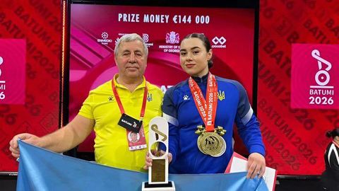 «Sport on poliitikast kõrgemal!» Ukraina tõstja keeldus venelannaga ühispildist, alaliidu president hurjutas sportlast