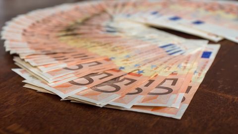 Eestlaste rahatarkuse teadmised on head, aga rakendamine päriselus enam kui küsitav