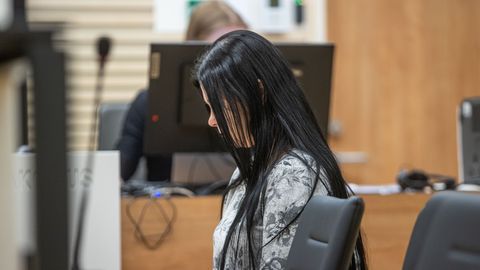 Suur kogus narkootikumi ja korduv joobes juhtimine tõi 44-aastasele naisele sadu tunde üldkasulikku tööd