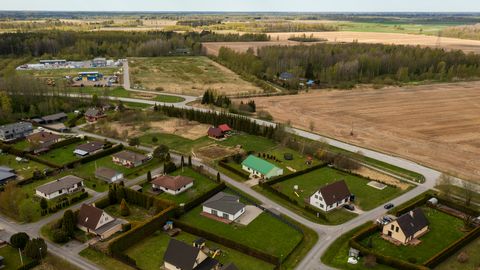 Pärnumaale plaanitakse kolme hiid-vesinikutehast. Kohalikud inimesed on mures