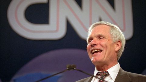 ÜLEVAADE ⟩ Suri Ted Turner – mees, kes pani uudised ööpäev läbi jooksma